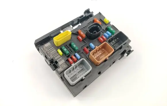 Citroen C3 Fuse module 9659741780