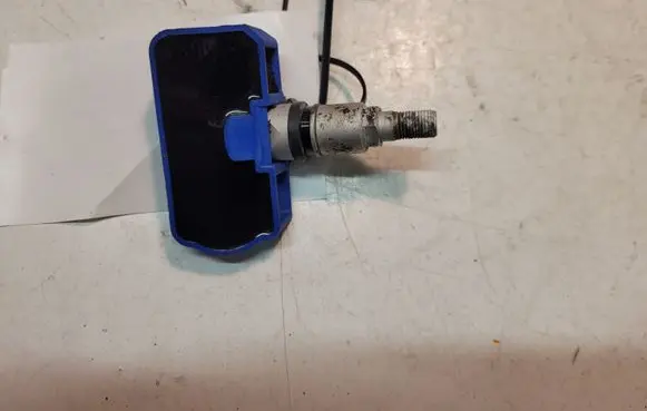 Mazda 6 Tire pressure sensor TPS01