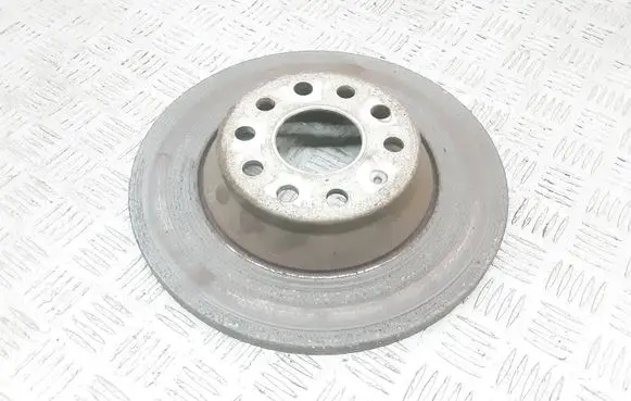 Volkswagen PASSAT B8 Rear brake disc