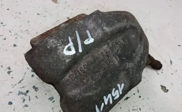 Fiat Uno Front brake caliper