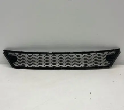 Volvo XC70 Front bumper lower grill 30744523 30678691