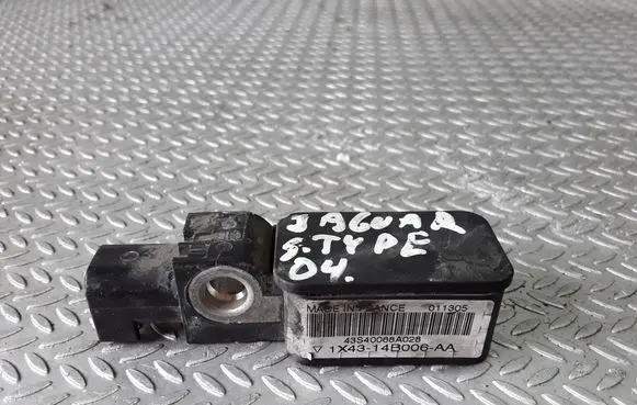 Jaguar S-Type Airbag deployment crash/impact sensor 1X4314B006AA