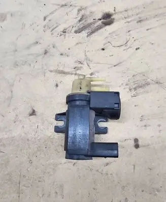 Volvo XC60 Turbo solenoid valve 31293964 70232502