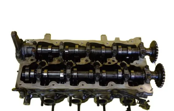 KIA Carens IV Engine head 221112A200 D4FD