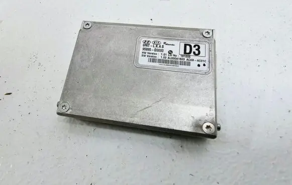 Hyundai Tucson TL Distronic sensor radar 95895-D3000