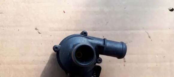 Audi A5 Electric auxiliary coolant/water pump 06H121601H