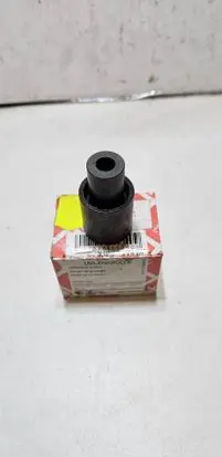 Volkswagen PASSAT B4 Generator/alternator belt tensioner F231223 038109244E