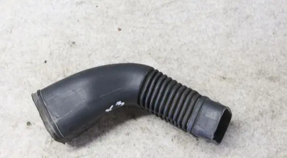 BMW X3 E83 Air intake duct part 3402850 3400204