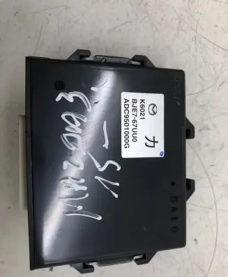 Mazda 3 III Parking PDC control unit/module BJE767UU0