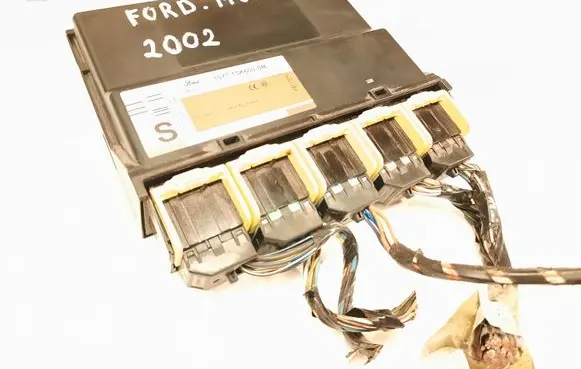 Ford Mondeo Mk III Comfort/convenience module 3S7T15K600SB 5WK48751CT83SA
