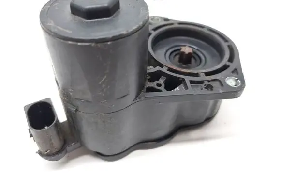 Opel Combo E Hand brake control module 12417315