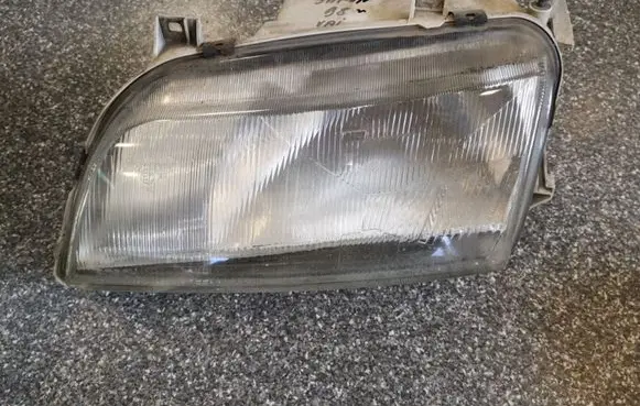 Volkswagen Sharan Headlight/headlamp 7M1941015D