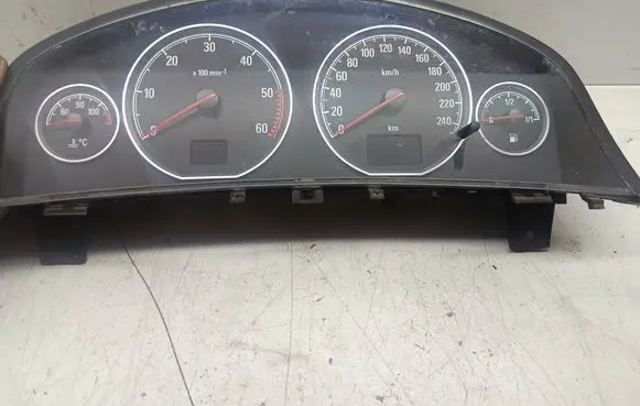 Opel Vectra C Speedometer (instrument cluster) 13193081X 13193081QX