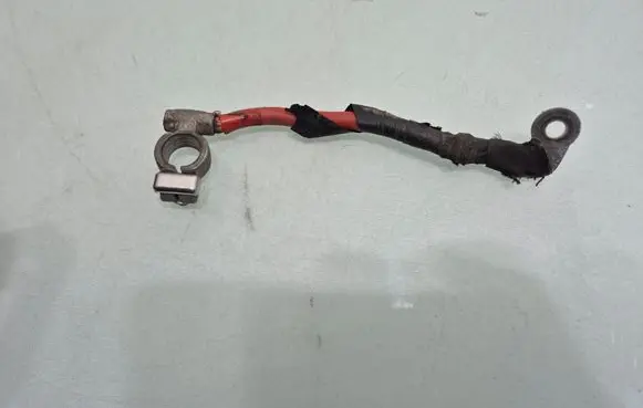 Ford Focus Positive cable (battery) 