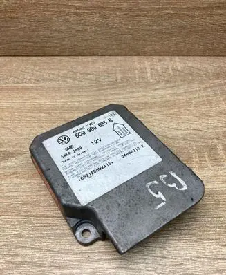 Volkswagen PASSAT B5.5 Airbag control unit/module 6Q0909605B 5WK42869