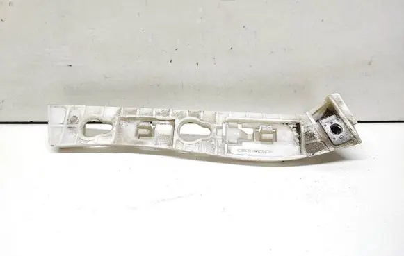 Citroen C4 II Picasso Front bumper mounting bracket