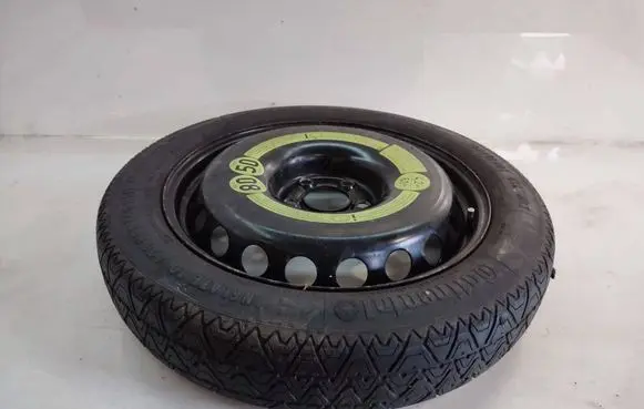 Mercedes-Benz E A207 R17 spare wheel