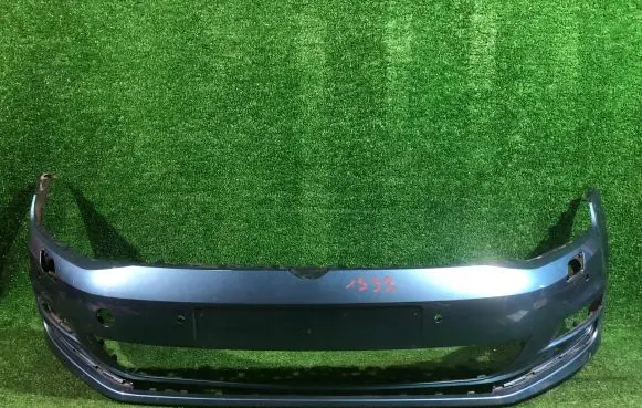 Volkswagen Golf VII Front bumper