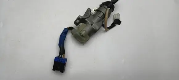 Hyundai i30 Ignition lock FDZDC2