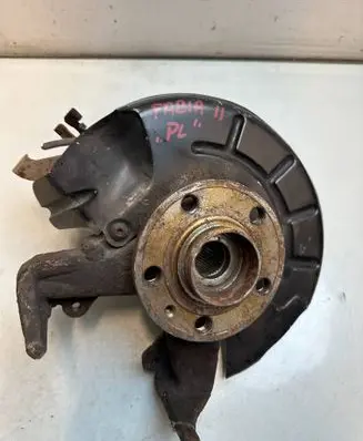 Skoda Fabia Mk2 (5J) Front wheel hub spindle knuckle 43534534