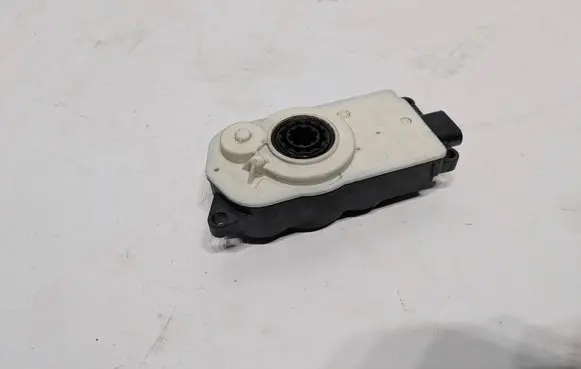 BMW X5 G05 Radiator active air flap actuator 5811R1000 9881645 24044P10130
