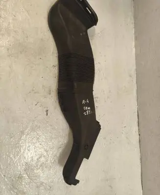 Audi A4 S4 B5 8D Air intake duct part 8D0129617E