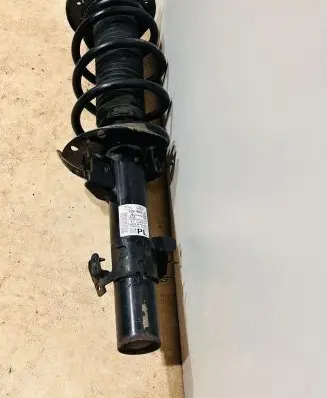Land Rover Evoque I Front shock absorber/damper HJ3218K001AC BJ325310DD
