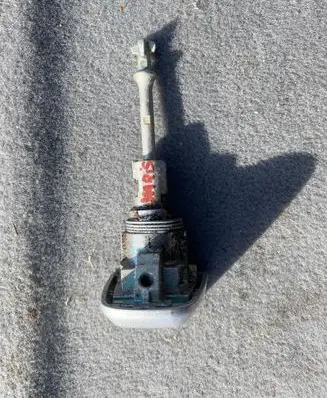 Toyota Yaris Front door lock (next to the handle) N0504112 WKLADKA N0503357