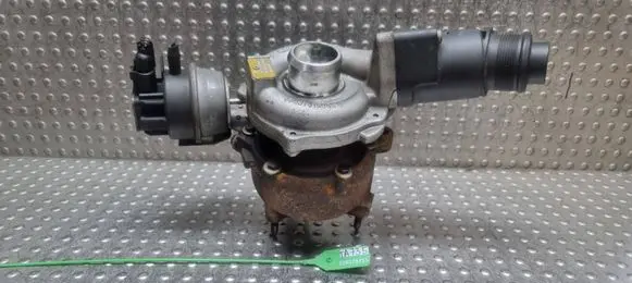 Audi A4 S4 B8 8K Turbo S26378735 03L145702E