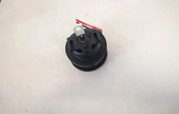 Jeep Cherokee Valve vacuum 4831915
