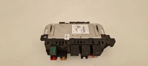 Mercedes-Benz S W220 Fuse module A0325458432