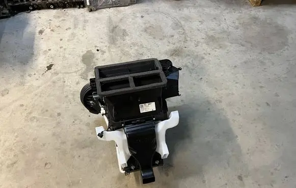 BMW X1 U11 Interior heater climate box assembly 9890102 64119890102
