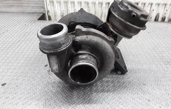 Volvo S60 Turbo 8689592