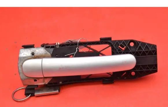 Volkswagen Tiguan Front door exterior handle 5N0837885G