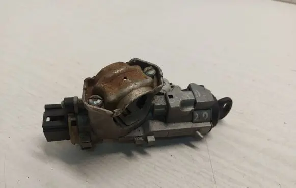 Mazda Premacy Ignition lock 1j16