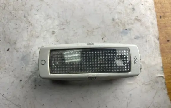 Volkswagen PASSAT B5 Rear seat light 3b0947291
