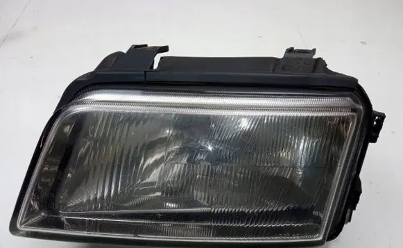 Audi A4 S4 B5 8D Headlight/headlamp 8D0941003E