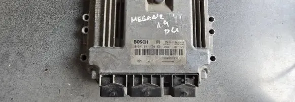 Renault Megane II Engine control unit/module 0281011776 8200391966
