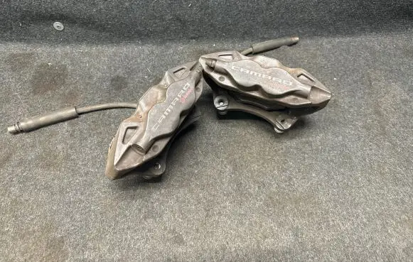 Chevrolet Camaro Rear brake caliper 23399521 23399522
