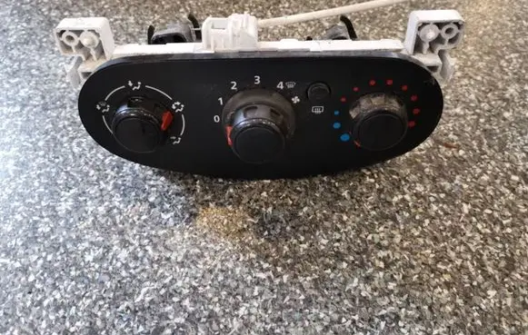 Dacia Sandero Climate control unit 5S4741000