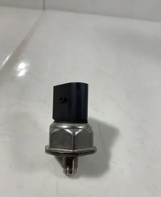Fuel pressure sensor
