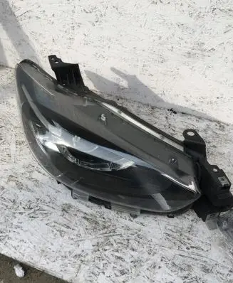 Mazda CX-5 Headlight/headlamp