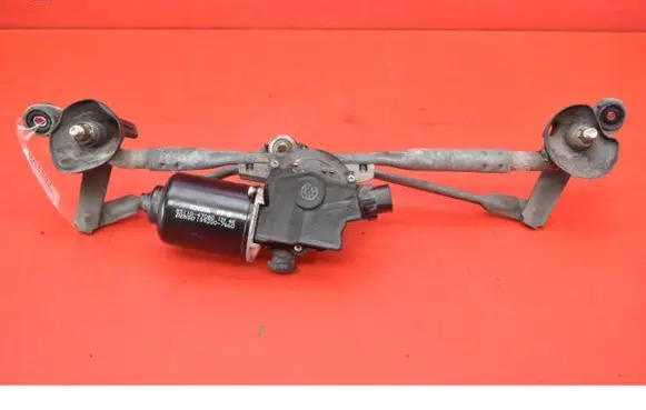 Toyota Prius (NHW20) Front wiper linkage and motor 85110-47080