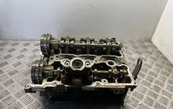 Mini One - Cooper F56 F55 Engine head 8701236
