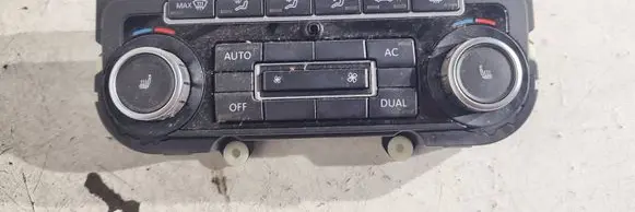 Volkswagen PASSAT CC Climate control unit 5K0907044BT SW0709 5HB00974641