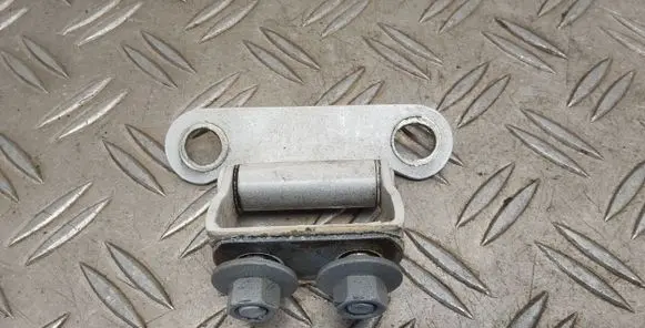 Toyota Auris E180 Tailgate/trunk/boot hinge