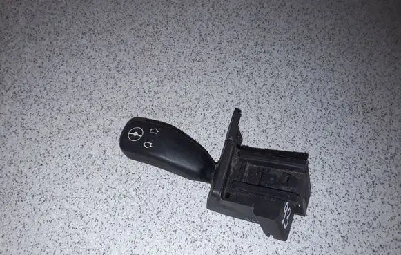 BMW 5 E39 Steering wheel adjustment handle/lever 8373901