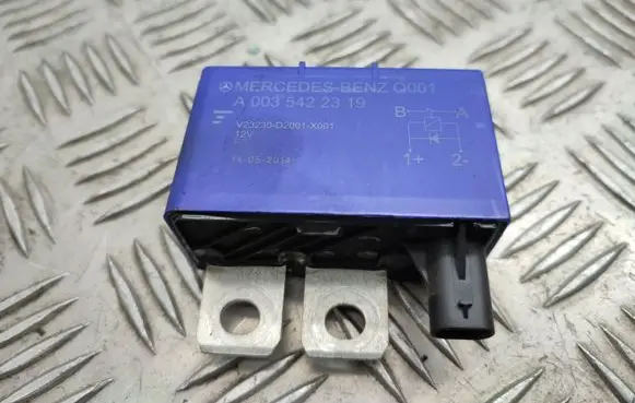 Mercedes-Benz A W176 Other relay A0035422319