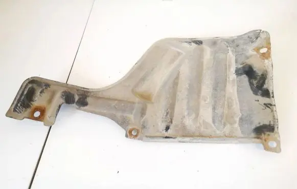 Mitsubishi Space Star Engine splash shield/under tray mr911063