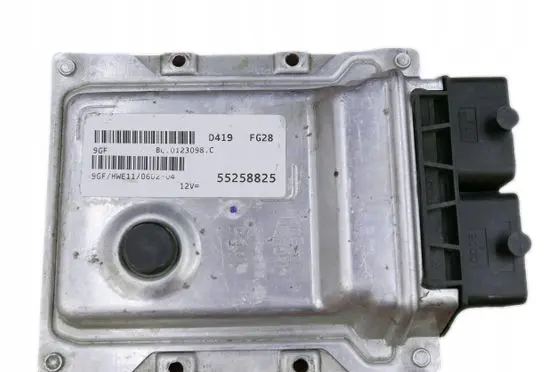 Fiat 500X Engine control unit/module 55258825